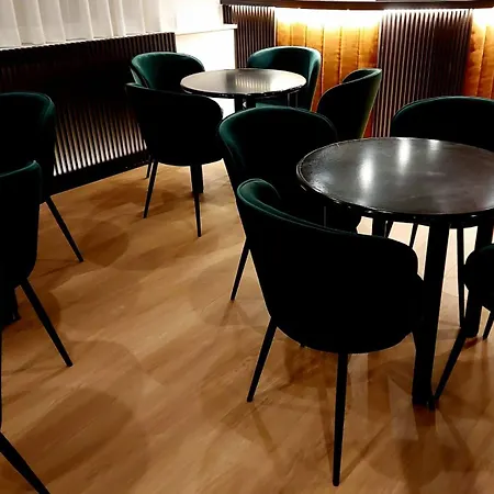 Meranda 카미글리아텔로 실라노