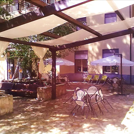 호텔 Meranda 카미글리아텔로 실라노