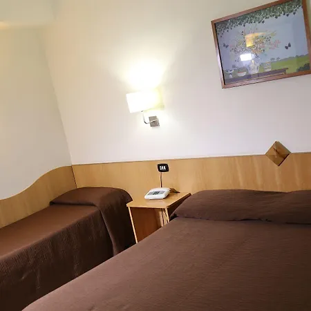 Meranda Szálloda 3*