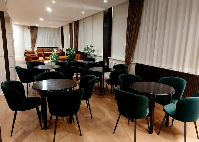 מלון Meranda קמיליאטלו סילאנו